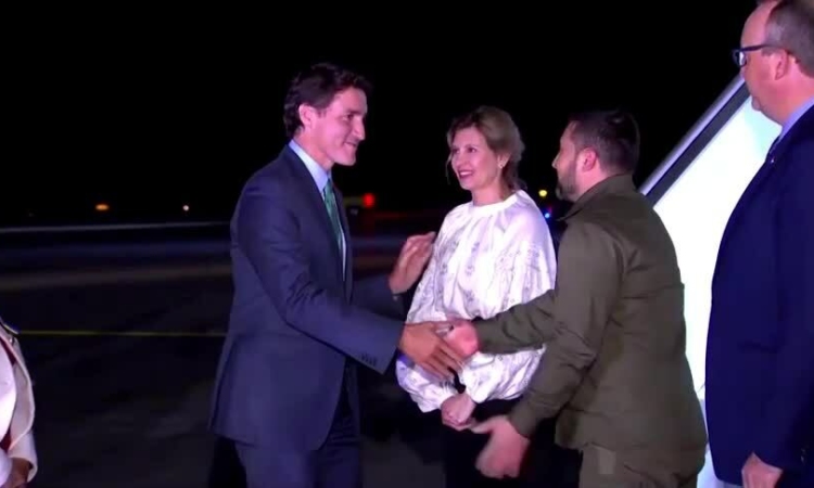 Ông Zelensky bất ngờ thăm Canada