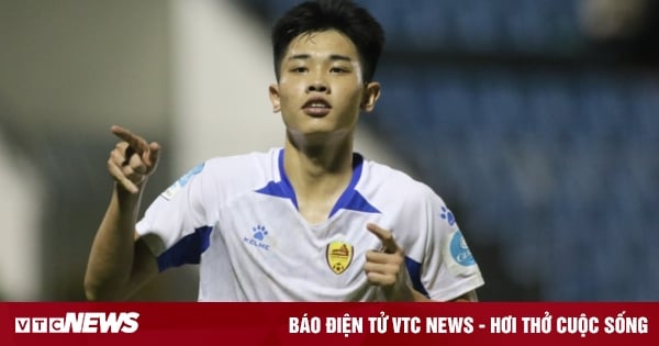 Hanoi FC stops borrowing Dinh Bac, citing 'inappropriate' reason