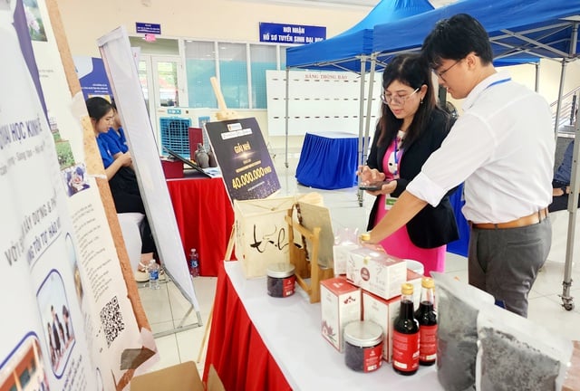 Khai mạc sự kiện Techfest Edu 2024 - Ảnh 4.