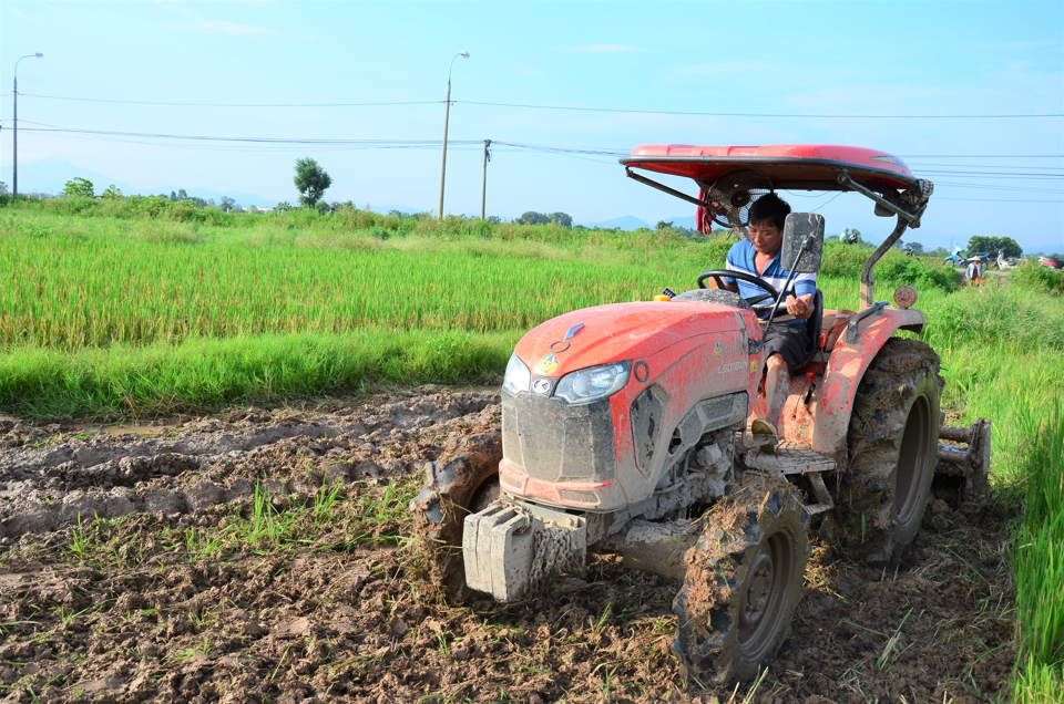 Getting rich from agricultural mechanization services - Photo 1