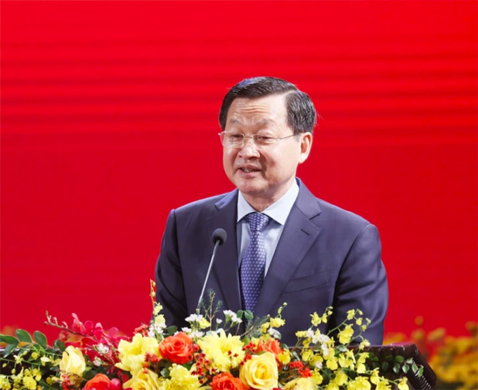 Deputy Prime Minister Le Minh Khai speaks at the event in Hanoi this morning. Photo: VNA