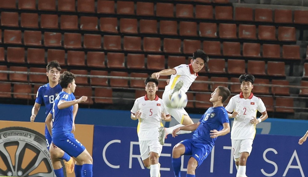 Losing to Uzbekistan, U17 Vietnam says goodbye to Asian tournament