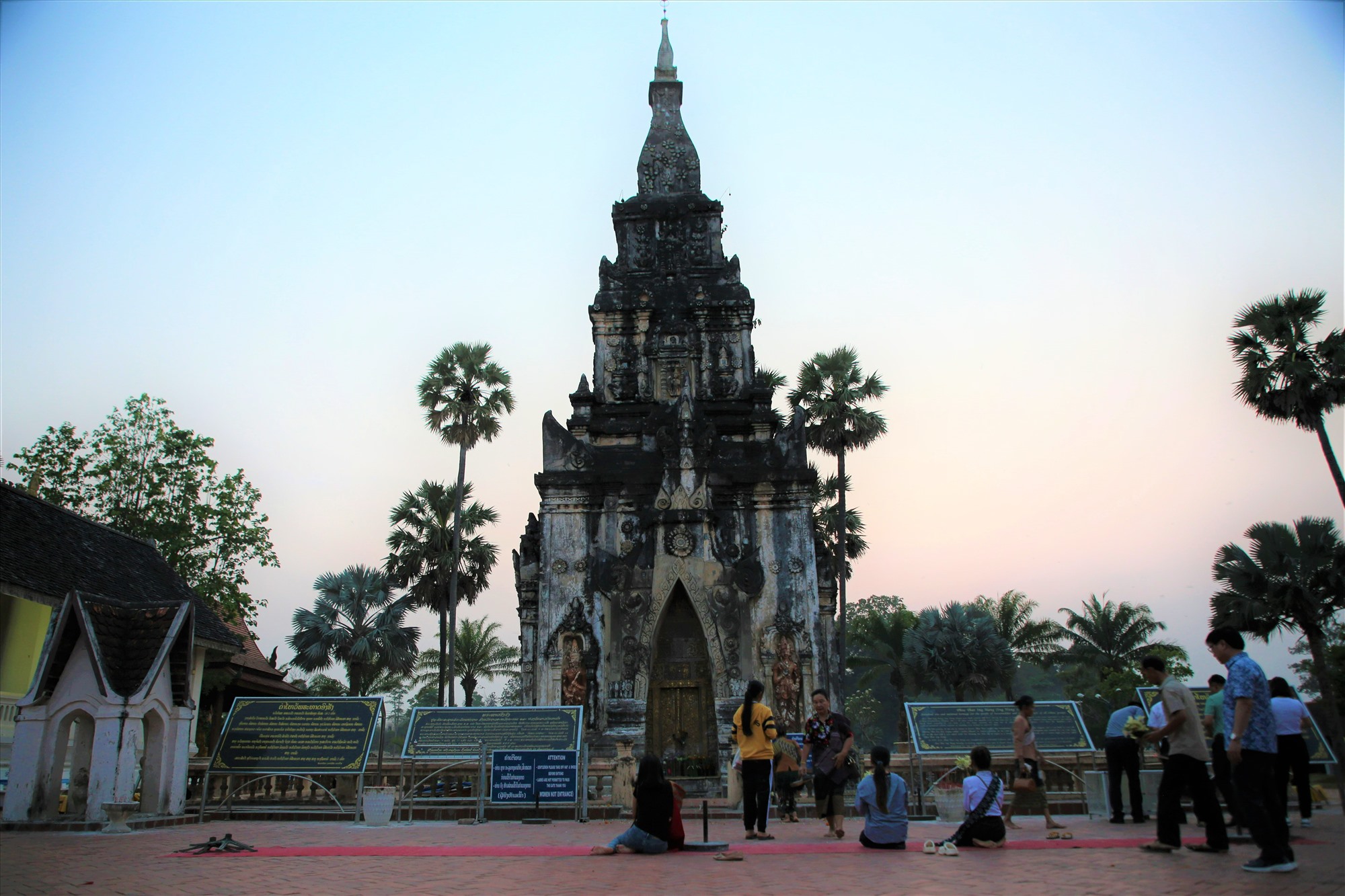 A corner of That Ing Hang pagoda in Savannakhet province. Photo: ALANG NGUOC