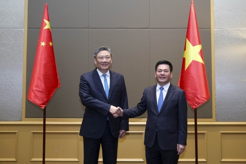 Proposing China to facilitate the export of lobsters and many other agricultural products of Vietnam