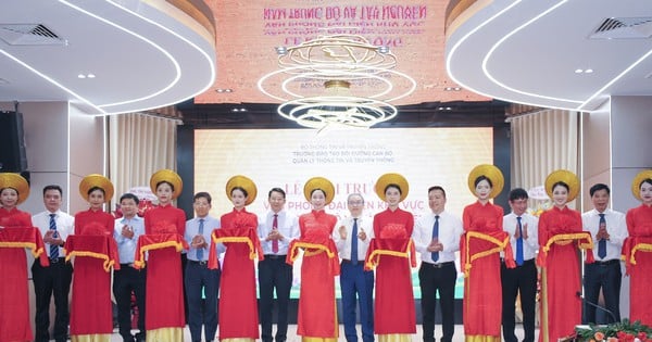 L'École de formation et de promotion des agents d'information et de communication ouvre un bureau de représentation en ville. Nha Trang