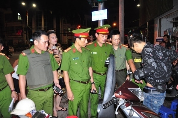 លក្ខខណ្ឌសម្រាប់កំណត់មនុស្សដែលប៉ះពាល់ ឬឆ្លងមេរោគអេដស៍ដោយសារគ្រោះថ្នាក់ការងារ -0