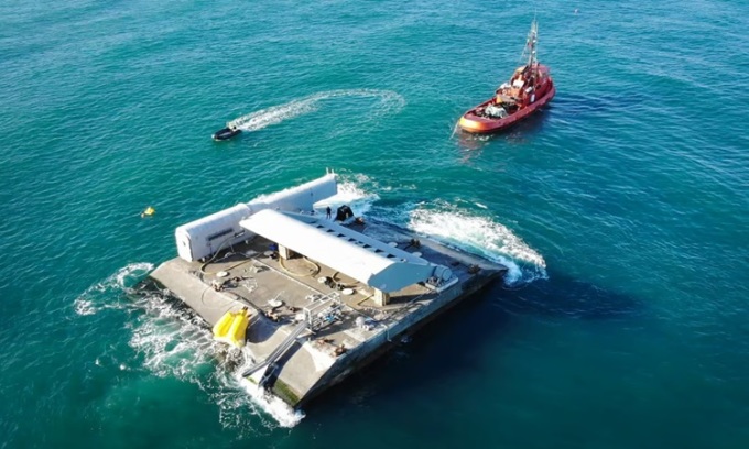 El prototipo Waveroller de 350 kW se instaló frente a las costas de Portugal. Foto: AW Energy