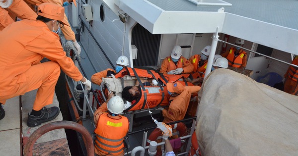 Strengthening international cooperation, improving search and rescue activities at sea