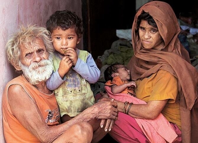 M. Ramajit Raghav et sa femme et ses 2 enfants. Photo : India Today