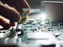 Các nhà sản xuất chip châu Á chưa thể tách rời Trung Quốc