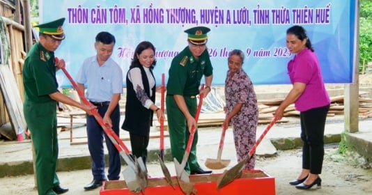 Thêm hộ nghèo vùng biên giới được hỗ trợ “Mái ấm tình thương”