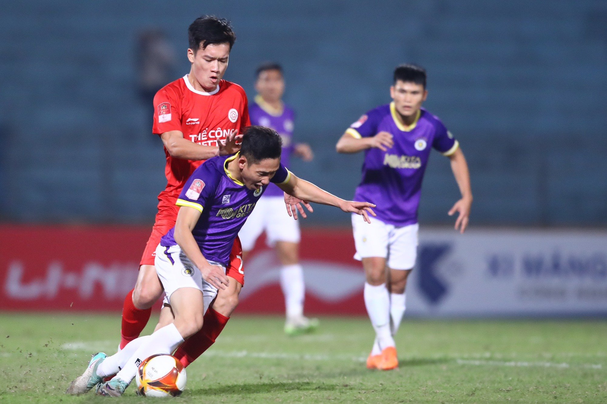 HLV Đinh Thế Nam: 'Tôi không nghĩ đến tỷ số 2-0' - Ảnh 4.