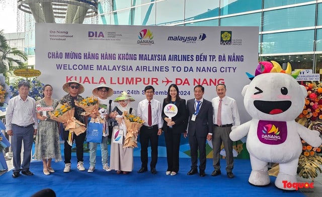 Đà Nẵng đón chuyến bay quốc tế thường kỳ đầu tiên của Malaysia Airlines từ Kuala Lumpur đến thành phố - Ảnh 3.