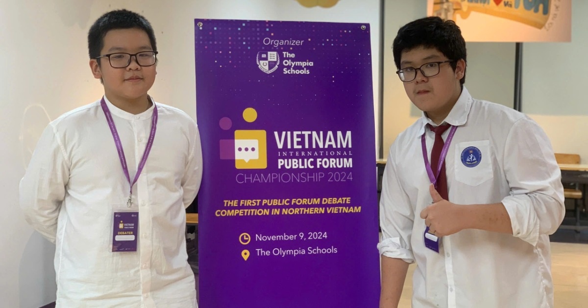 Two public school students win international English debate competition