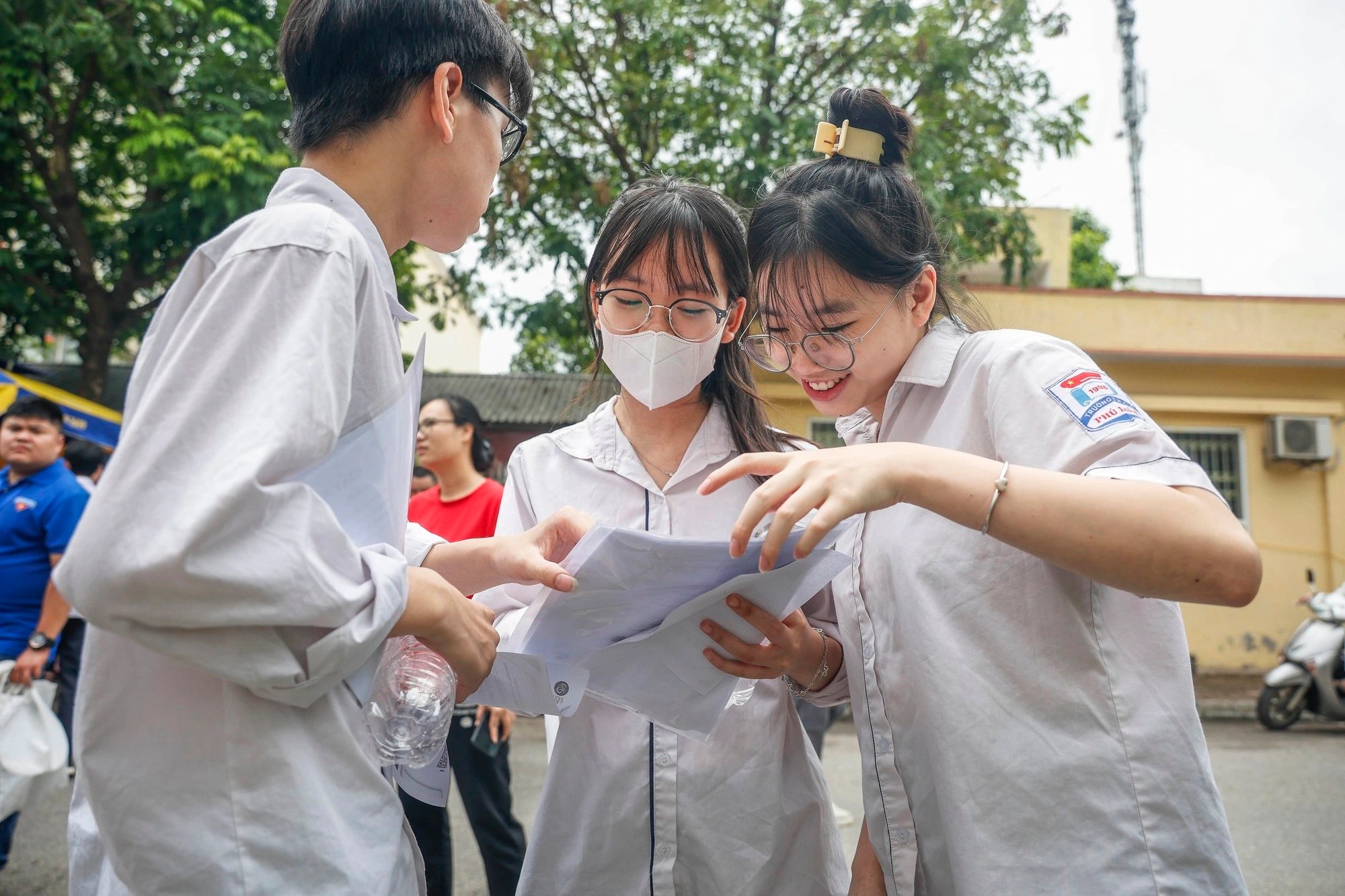 Tranh luận sôi nổi về môn thi thứ 3 vào lớp 10- Ảnh 1.