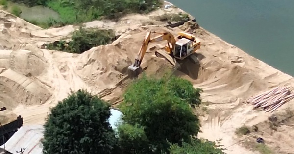 Latest developments in the 370 billion VND sand mine auction in Quang Nam