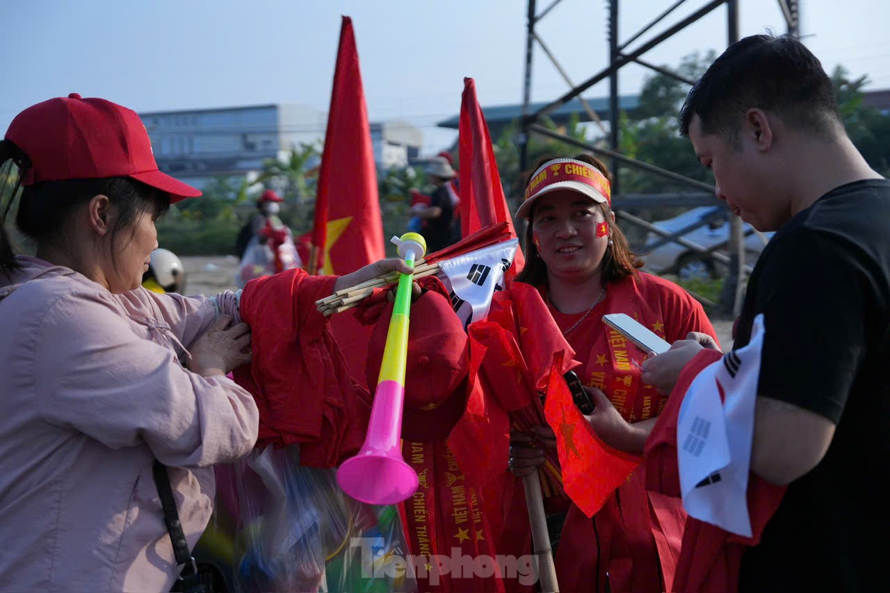 'Mong hôm nào đội tuyển Việt Nam cũng đá chung kết' ảnh 10