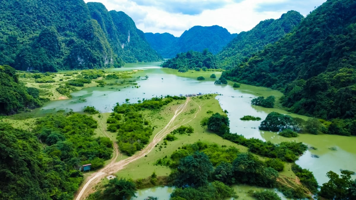 Dong Lam grassland is fondly compared by netizens as 