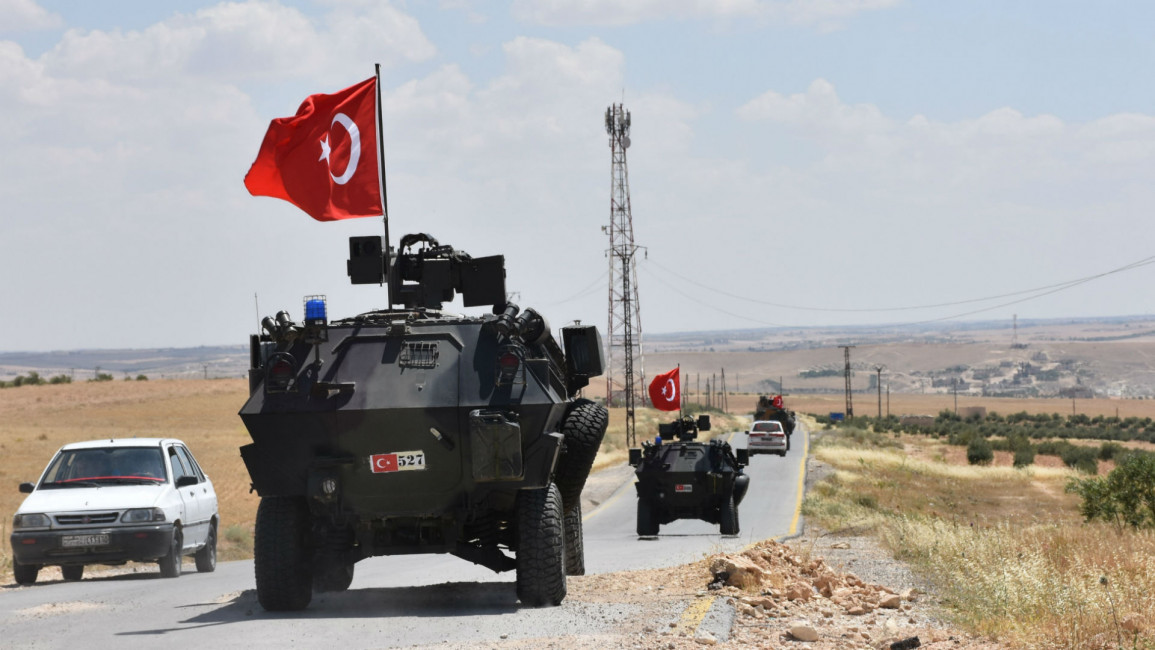 tho nhi ky tang cuong tan cong nhom chien binh nguoi kurd o iraq va syria hinh 1