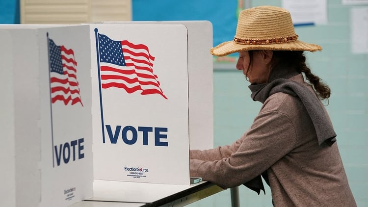 Los estadounidenses comienzan a votar para elegir presidente