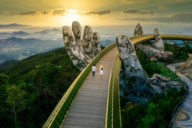 Cầu Vàng, Sun World Ba Na Hills (Đà Nẵng)