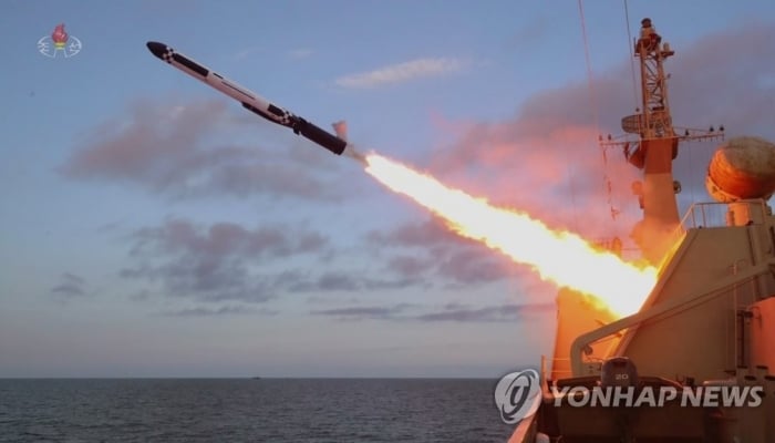 한국, 북한이 계속 바다로 순항미사일 발사