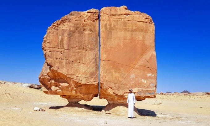 El peñón Al Naslaa en 2021. Foto: Wikimedia