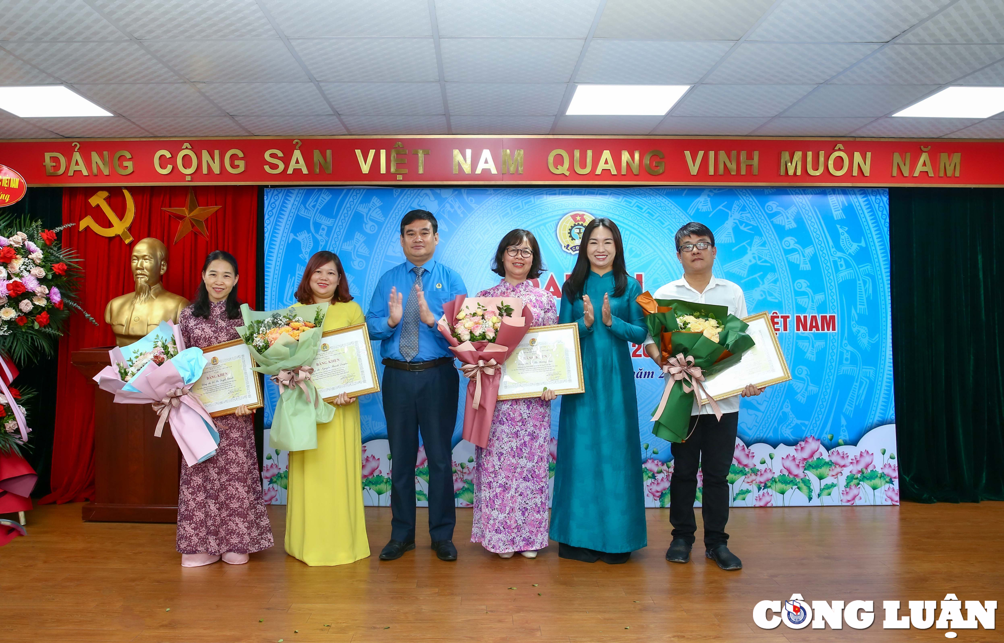 Mr. Le Tran Nguyen Huy was elected Chairman of the Central Committee of the Vietnam Journalists Association for the 2023-2028 term, photo 13