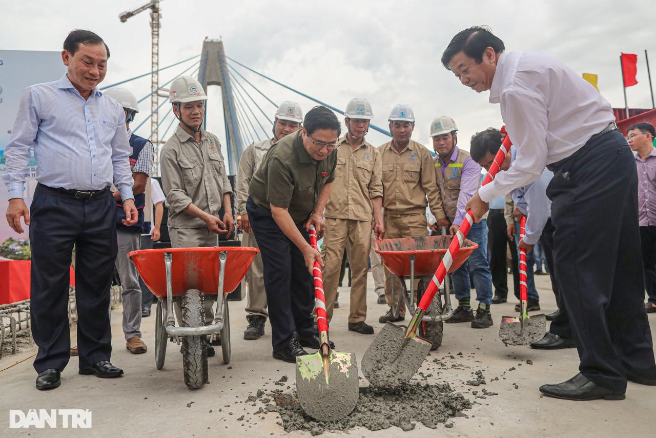 Cầu Mỹ Thuận 2 hợp long nối đôi bờ sông Tiền - 5