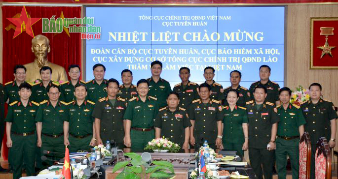 Propaganda Department of the Vietnam-Laos Military promotes propaganda coordination