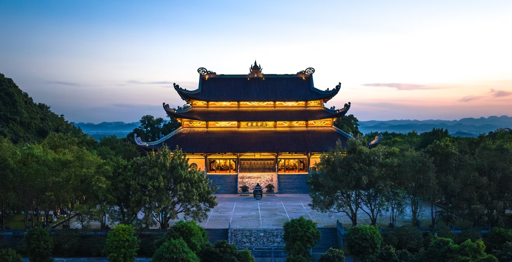 Bai Dinh Pagoda, Ninh Binh through the eyes of a foreign photographer