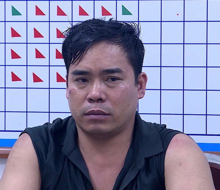 Nguyen Van Lap en la estación de policía.