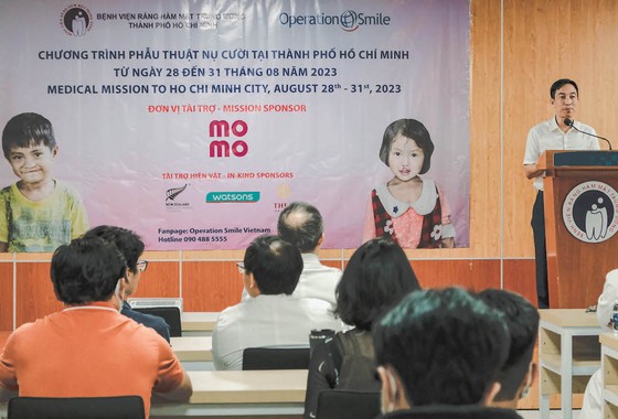 MoMo ha acompañado a Operación Sonrisa Vietnam durante muchos años.