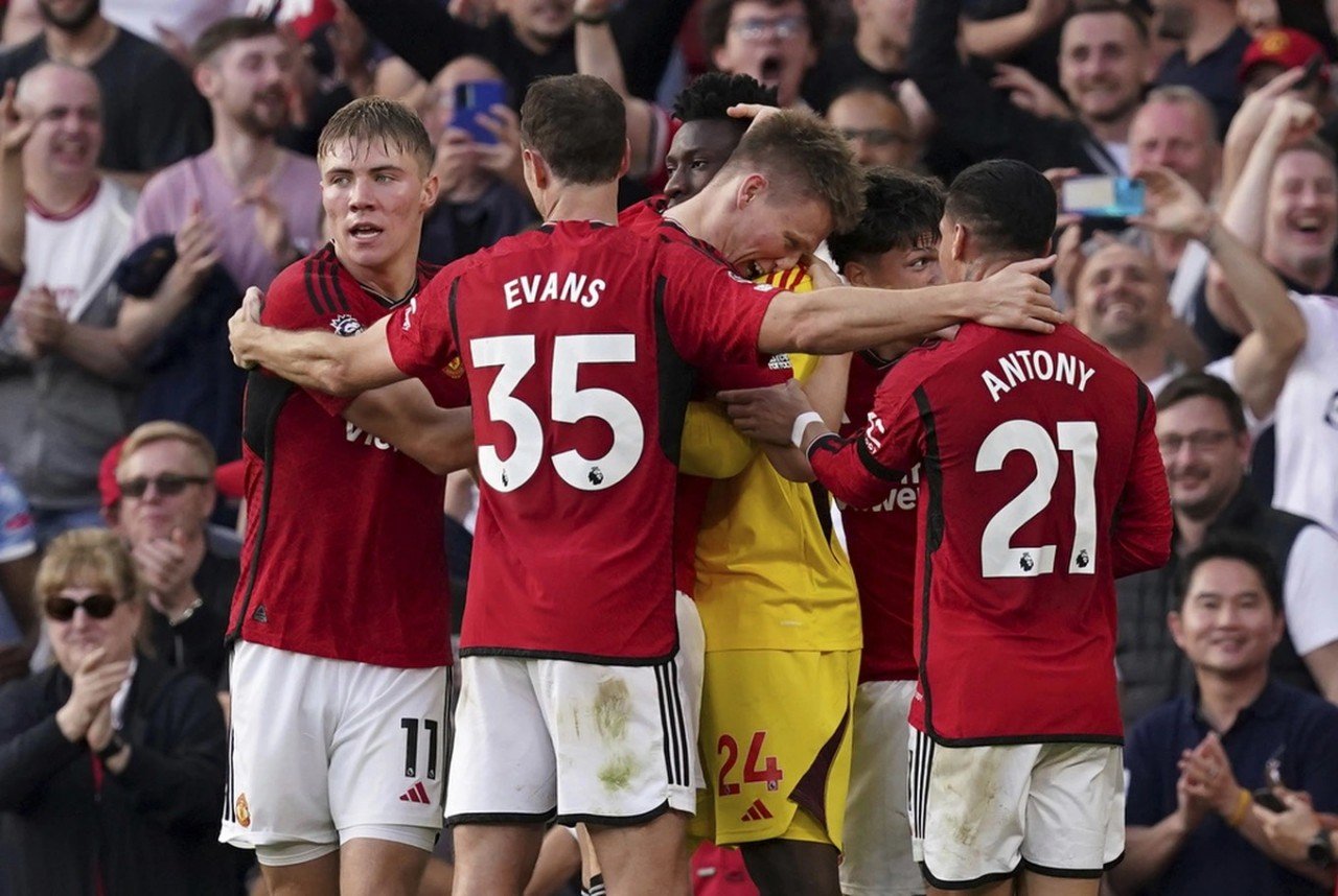 Siêu máy tính dự đoán Man Utd giành chiến thắng ở vòng 9 Premier League