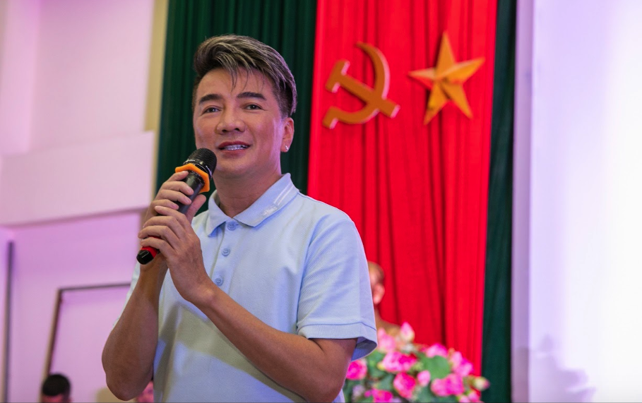 Đàm Vĩnh Hưng tặng món quà đặc biệt cho bệnh nhân ung thư dịp trung thu - Ảnh 4.
