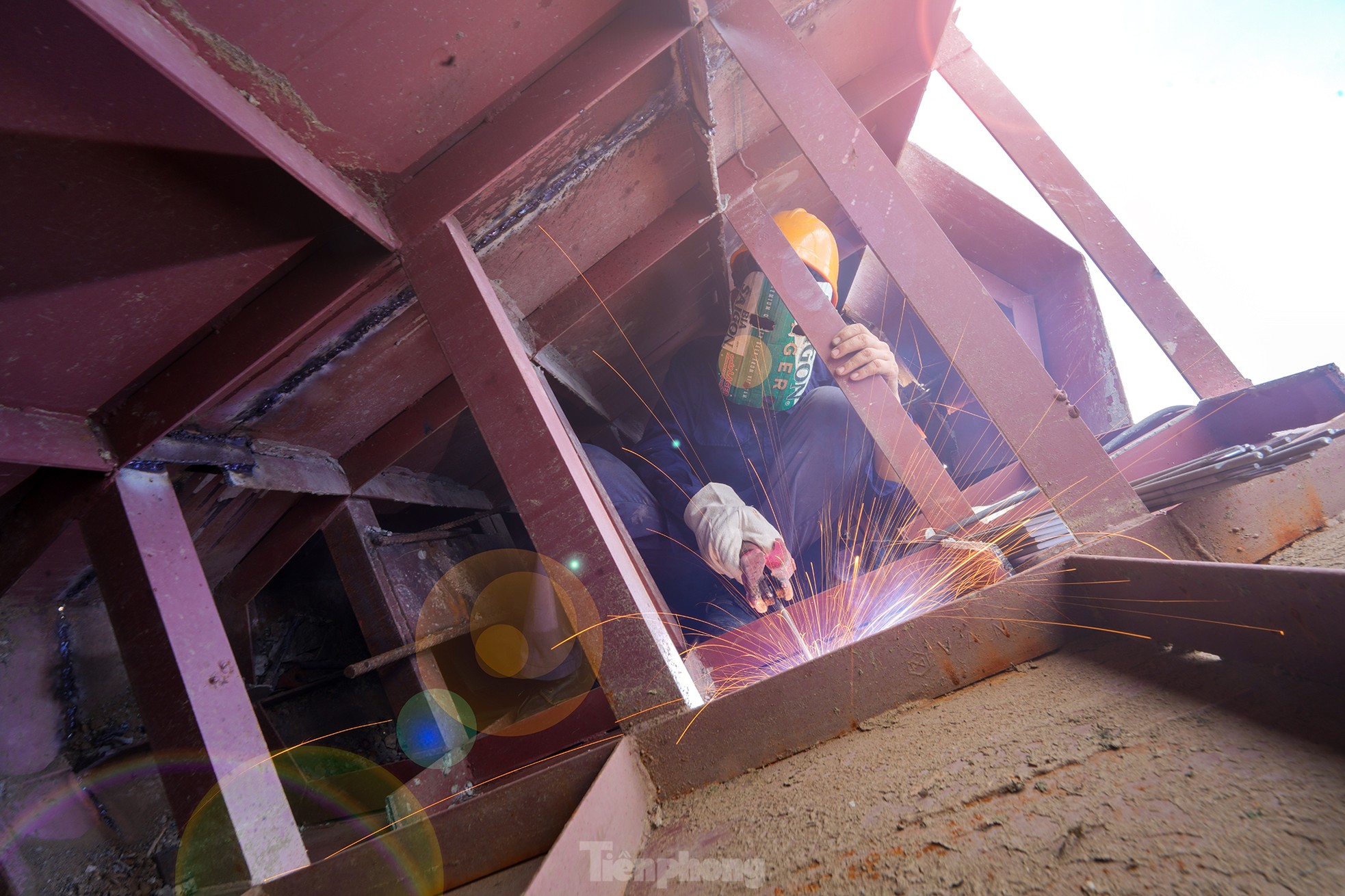 Long An wird mit voller Kraft gefahren, um die Ringstraße 3 von Ho-Chi-Minh-Stadt mit der Schnellstraße Ben Luc-Long Thanh zu verbinden (Foto 2).