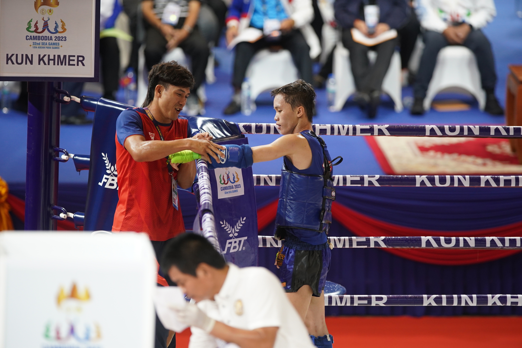 Nguyễn Trần Duy Nhất và lần đầu cầm quân tại SEA Games - Ảnh 2.