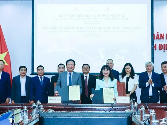 Binh Dinh cooperates with VinUni University to promote green growth