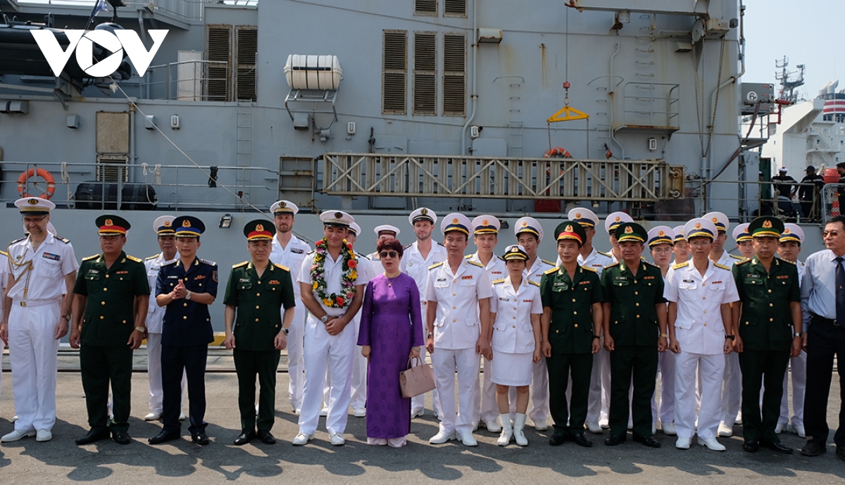 tau tuan duong hai quan phap tham cang tien sa, Da nang hinh anh 7