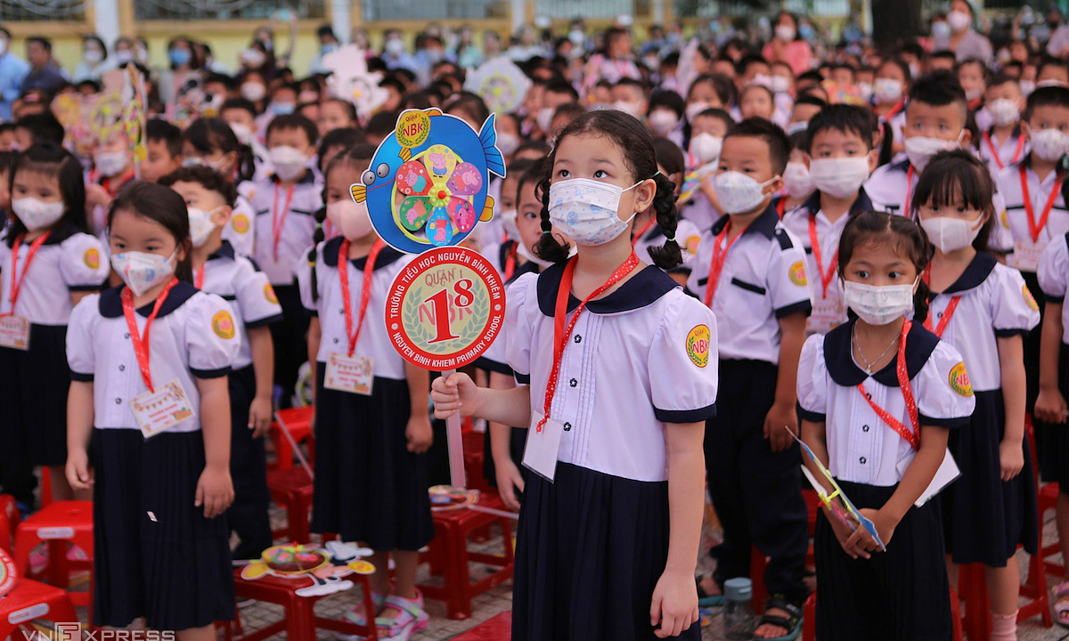 Phó thủ tướng yêu cầu đánh giá kỹ tác động khi tăng học phí