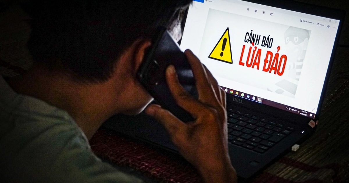 Cầm cố sổ đỏ lấy 1,7 tỷ đồng gửi cho kẻ lừa đảo để "chứng minh trong sạch"