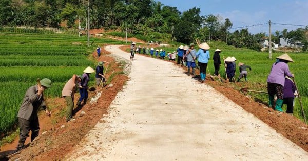 Nông dân vùng cao góp sức xây dựng nông thôn mới