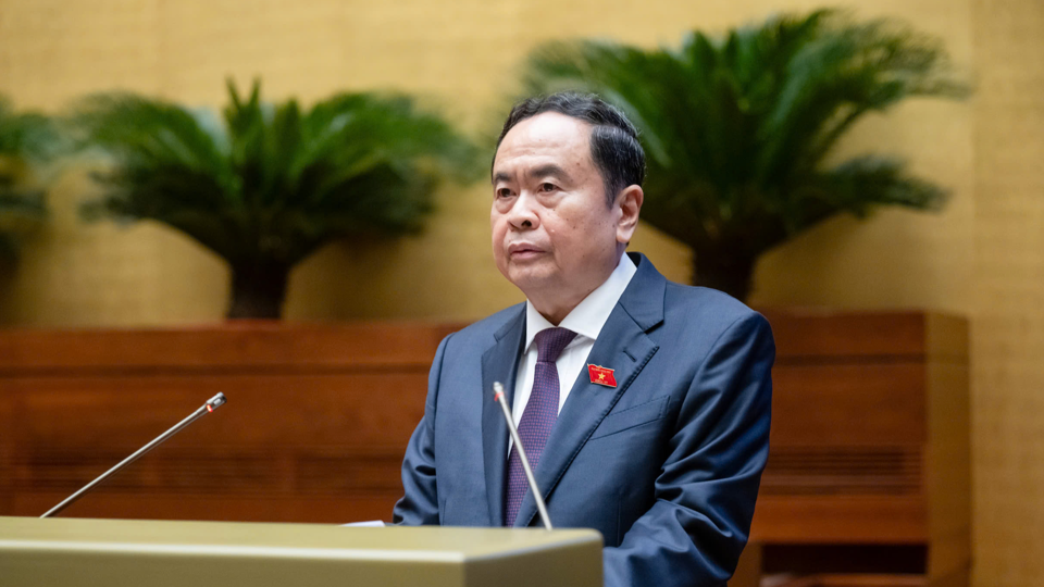 Der Vorsitzende der Nationalversammlung, Tran Thanh Man, hielt die Eröffnungsrede der Frage- und Antwortrunde. Foto: Nationalversammlung