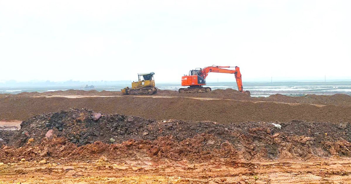 โครงการถนนสายหลักมูลค่า 950,000 ล้านดองยังไม่เสร็จสมบูรณ์เนื่องจากปัญหาการจัดซื้อที่ดิน