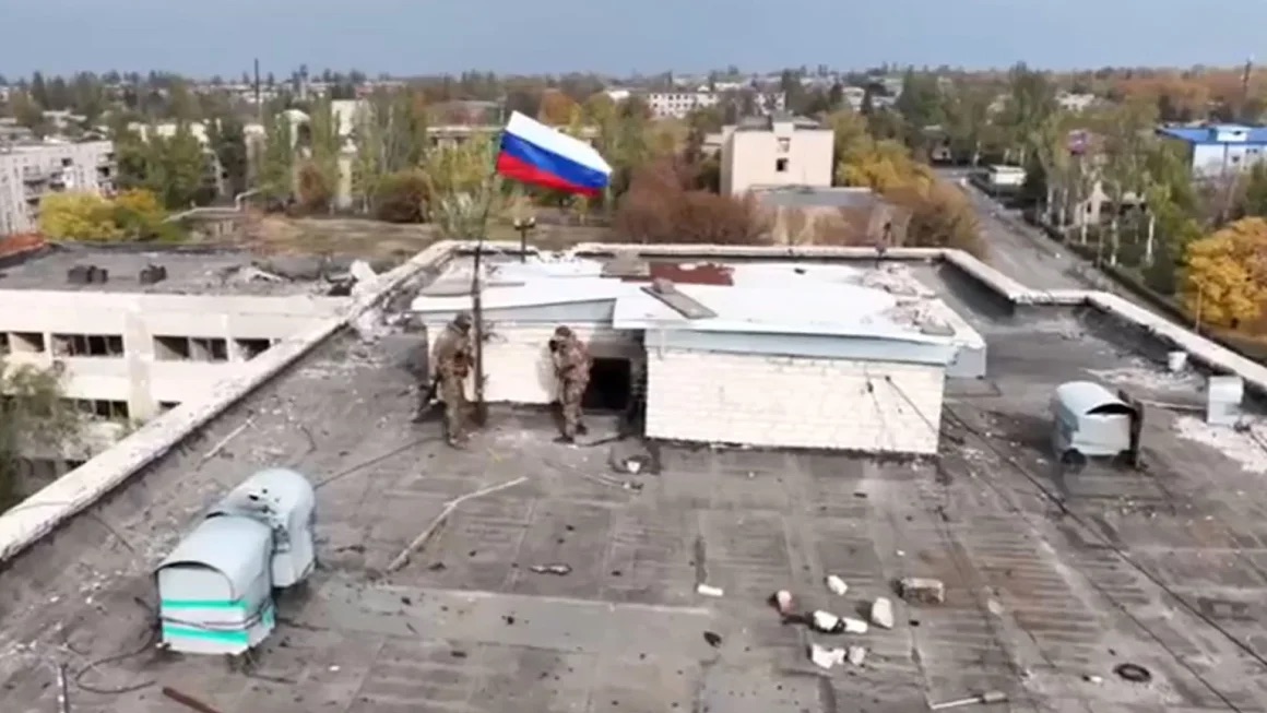 La Russie déclare contrôler l'important marché de Selydove dans la région de Donetsk (image 1)