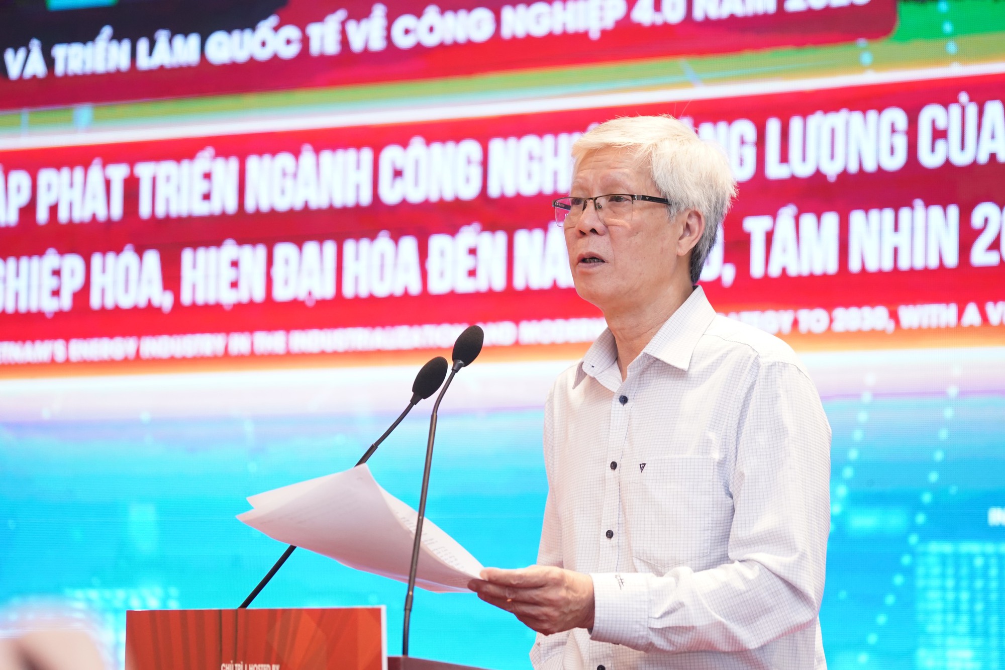 'Thiếu điện miền Bắc đã cảnh báo trước, đưa nguồn điện mới phải 3 - 4 năm' - Ảnh 2.