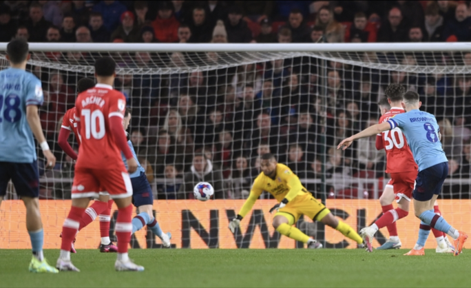 Những cái nhất đưa đội Hạng nhất Burnley thăng hạng Ngoại hạng - Ảnh 1.