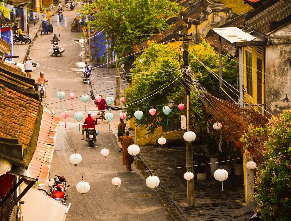 Hoi An assigne des tâches pour mettre en œuvre la réglementation visant à protéger la vieille ville - photo 1