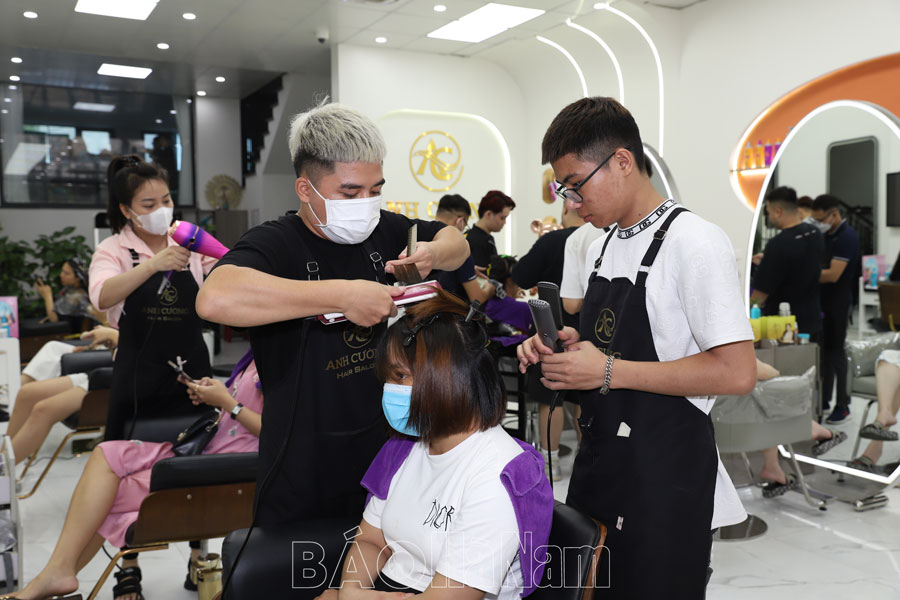 Teaching and learning in beauty establishments