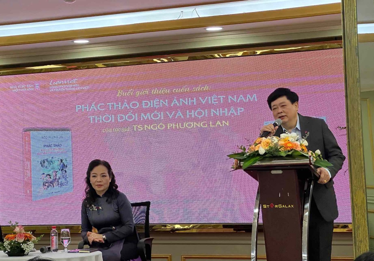 Phác thảo điện ảnh Việt Nam thời đổi mới và hội nhập: Cuốn sách chứa đầy tâm huyết của tác giả trong 30 năm gắn bó và cống hiến